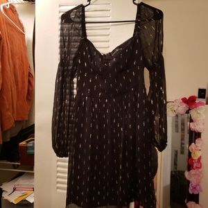 Offer the shoulder dress